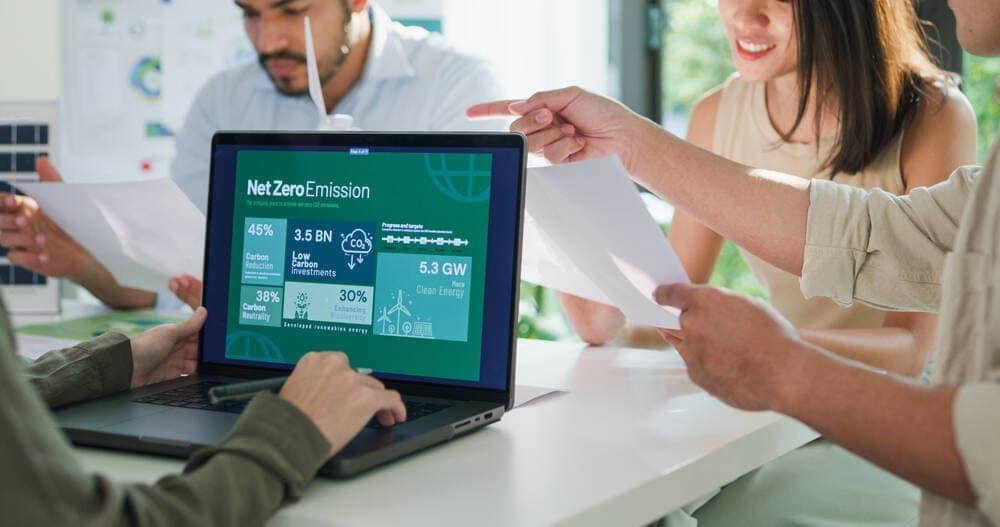 Carbon software being used on a laptop